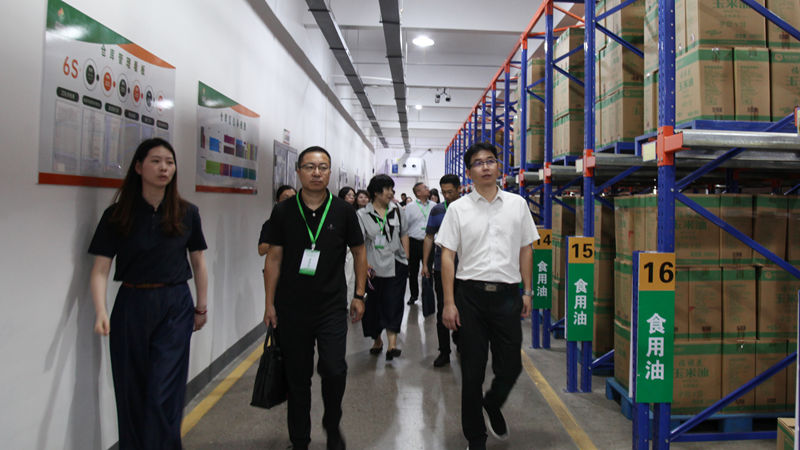 嘉興經開區智慧城市公司董事長程峰調研浙農華盛